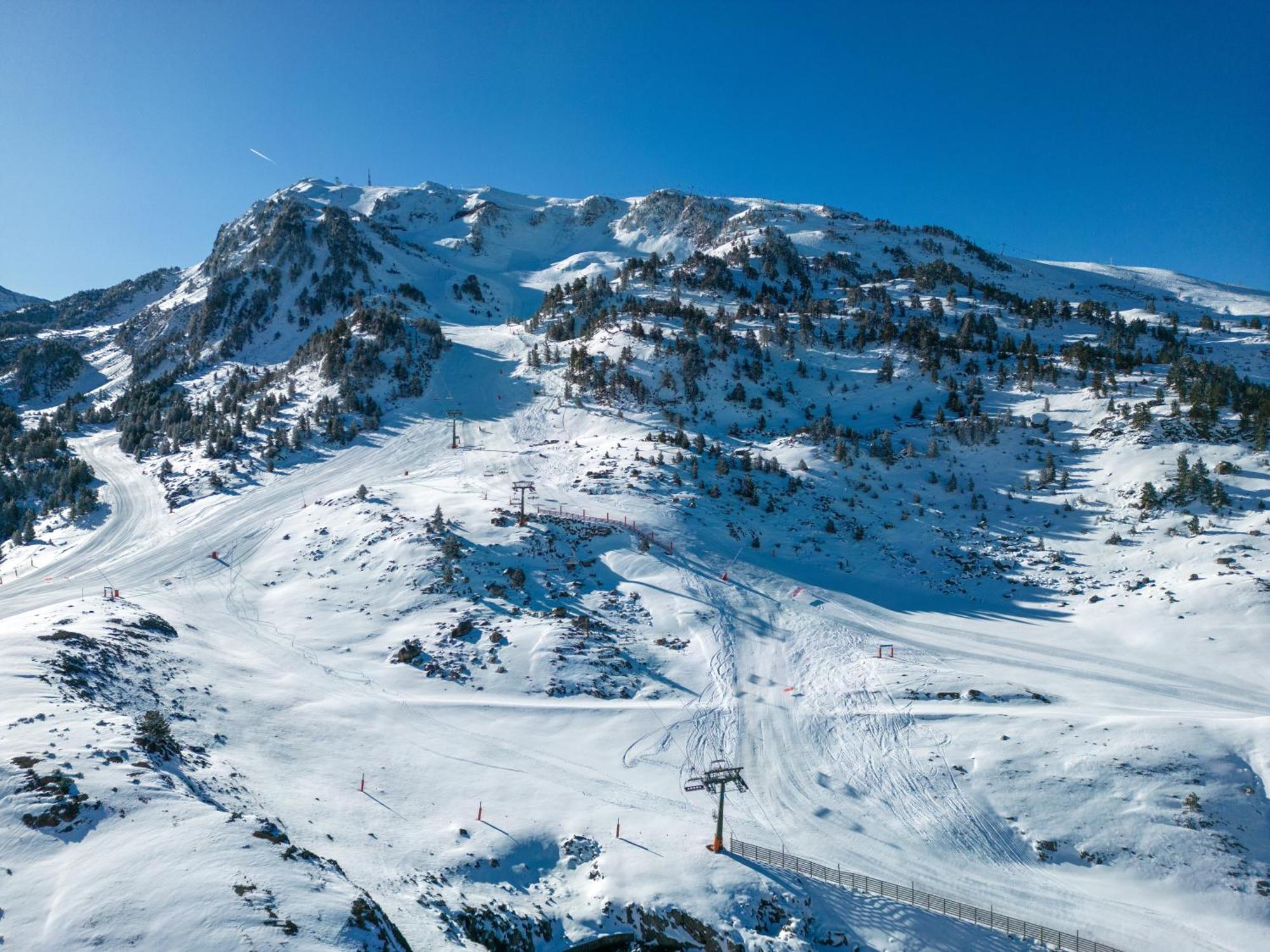 Hotel Val De Neu G.L. Baqueira Beret Esterno foto